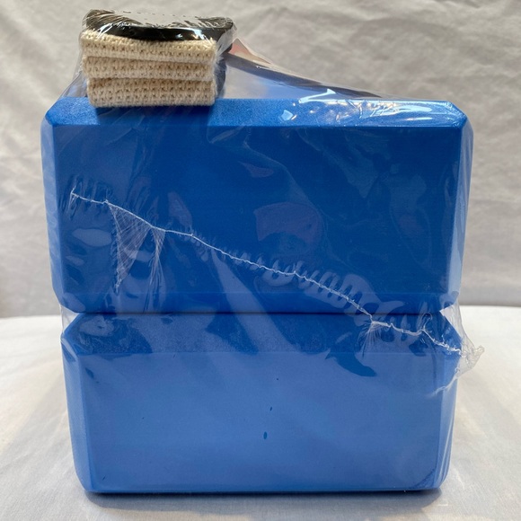 New Sealed Danskin Yoga Blocks and Strap Set. Blue Blocks and Cream Strap - Picture 5 of 8